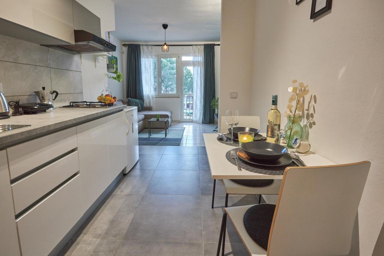 Apartment Green Poreč Eksteriør billede